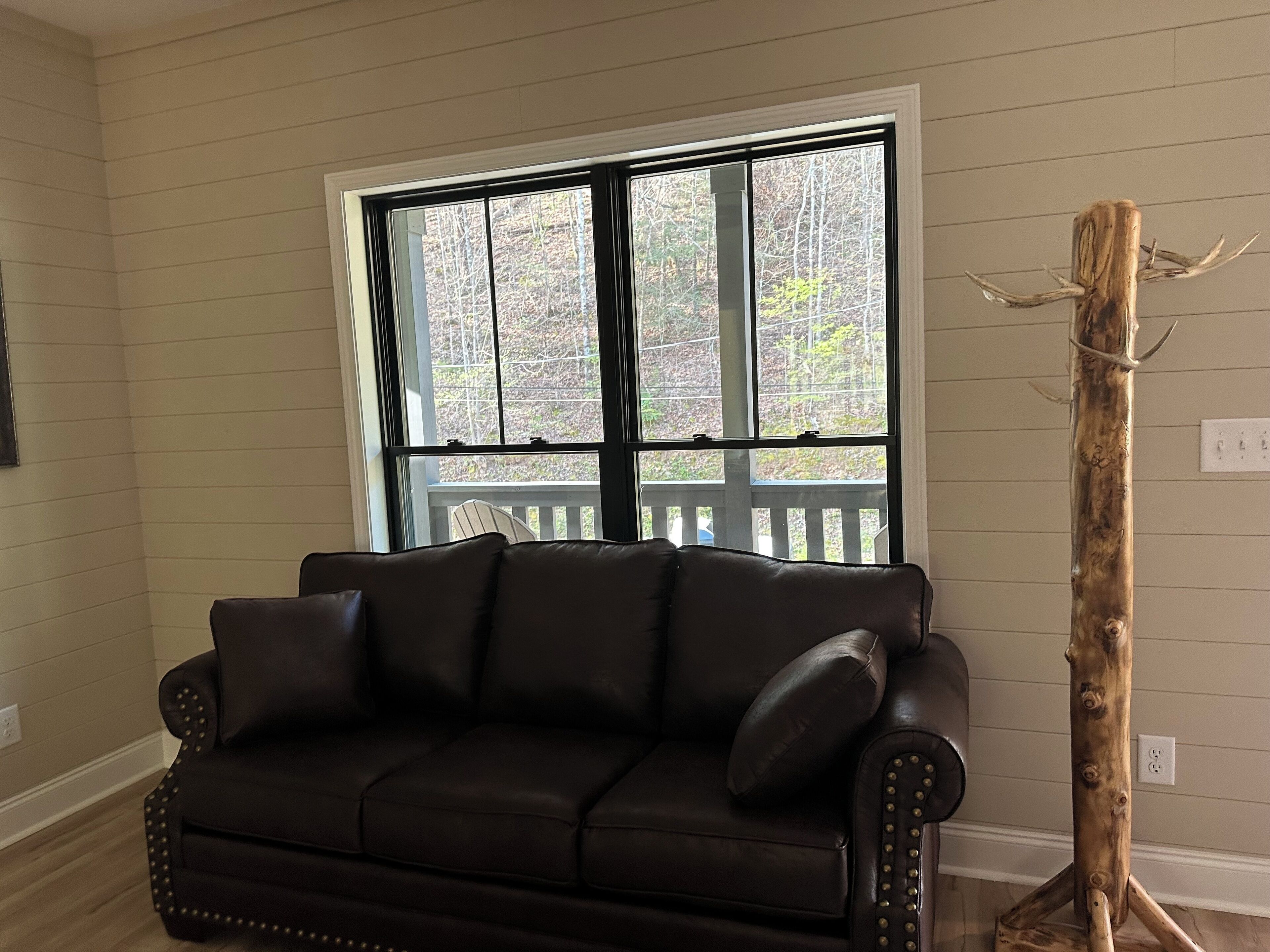 Smart-TV, peis, videospill og DVD-spiller