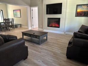 Smart TV, fireplace, video games, DVD player