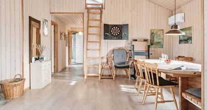 Nice home in Harboøre with kitchen