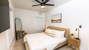 2 slaapkamers, een kluis op de kamer, gratis wifi, beddengoed