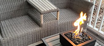 Tranquil creek side retreat