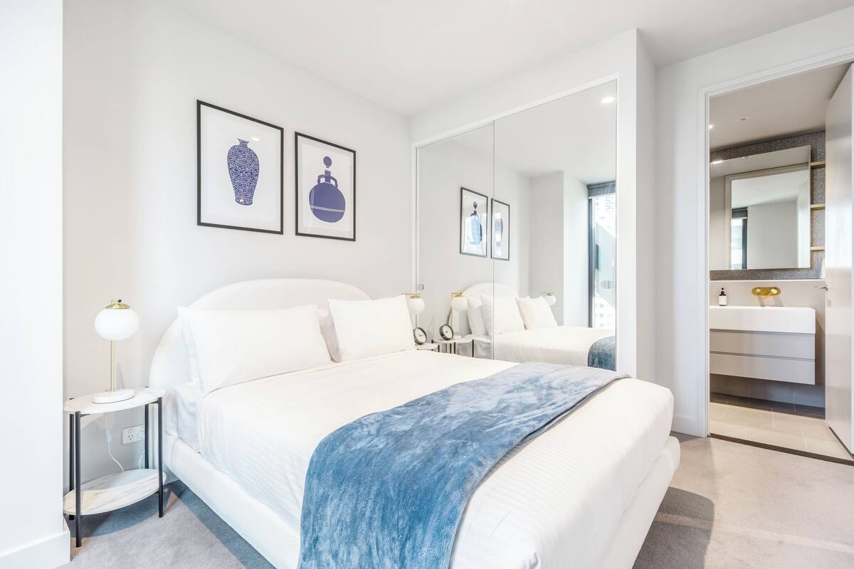 Premium Apartment | 2 bedrooms, iron/ironing board, free WiFi