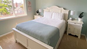 2 habitaciones, tabla de planchar con plancha y cuna de viaje 