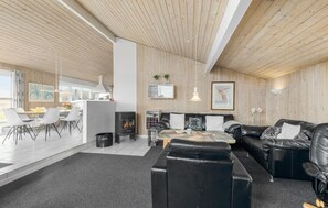 Tv och eldstad