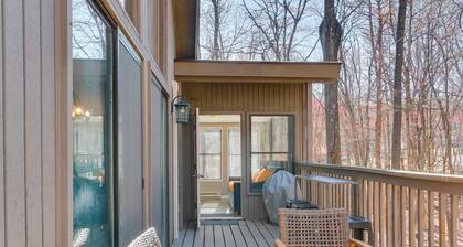 Two King Beds, Cozy Chalet Style Cabin in The Woods Resort, Lvl 1 EV