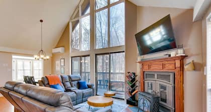 Two King Beds, Cozy Chalet Style Cabin in The Woods Resort, Lvl 1 EV