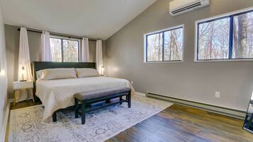 2 bedrooms, iron/ironing board, free WiFi, bed sheets