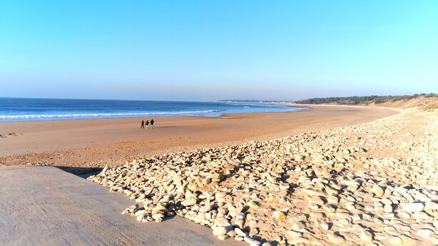 Beach - Between sea and forest 2 near the beaches (Jard-sur-Mer)
