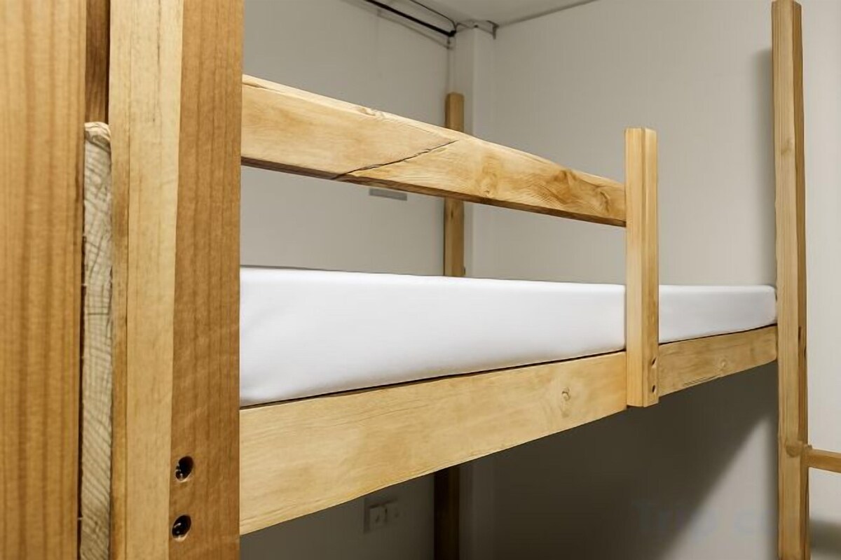 In-room safe, laptop workspace, blackout drapes, WiFi (free)