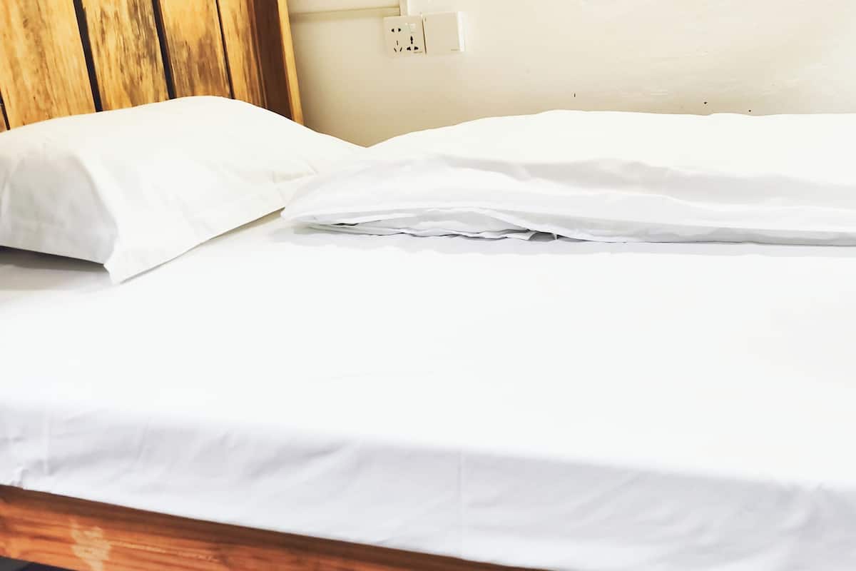 In-room safe, laptop workspace, blackout curtains, free WiFi