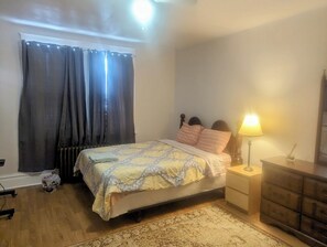 1 chambre, fer et planche à repasser, Wi-Fi, draps fournis