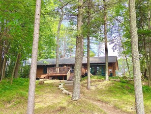 Exterior - 5 Minutes to Minocqua! Family-size Lake Home with Pier (Woodruff)