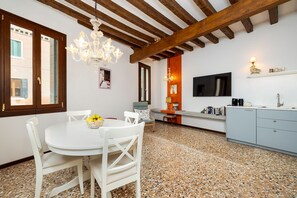 Dining - Quiet pied-à-terre with great canal views in Cannaregio (Venecia)