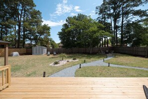 Property grounds - New! Game Room + Close to Beach (Wilmington)