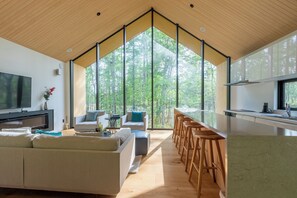 Interior - Kouzan Woods (Niseko)