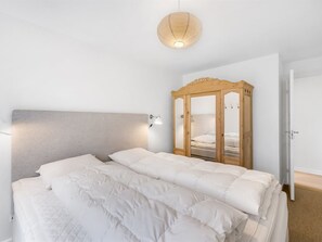 3 bedrooms, Internet
