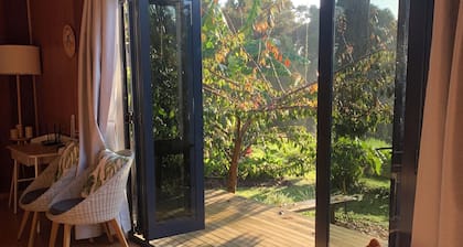 Rustic Cabin Getaway - simple luxury with cosy loft bed, outdoor fire and bath