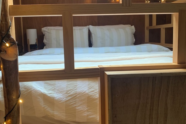 1 chambre, bureau, accès au Wi-Fi (inclus), literie fournie