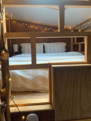 1 chambre, bureau, Wi-Fi gratuit, draps fournis