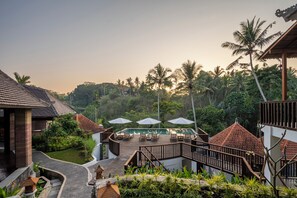 Outdoor pool - The Kayuan Lumbur Resort Ubud  (Ubud)