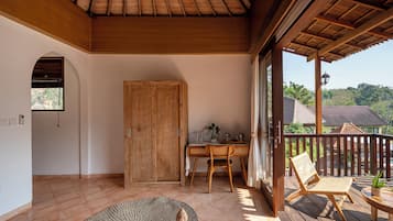 1 bedroom, in-room safe, desk, laptop workspace