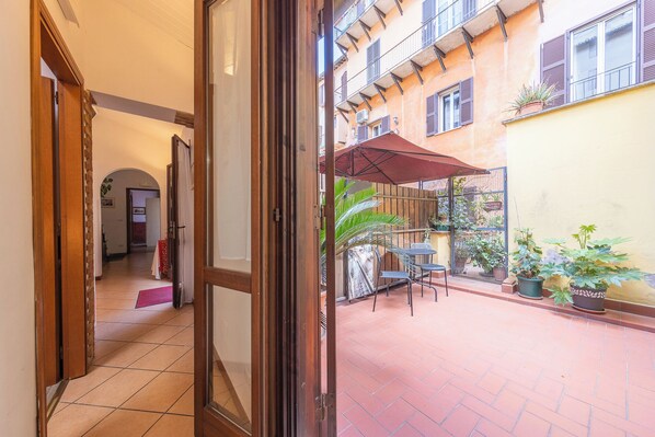 Interior - Camera Doppia in History House (Roma)