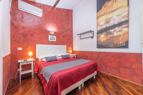 1 chambre, fer et planche à repasser, accès Internet, draps fournis