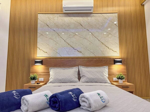 1 bedroom, iron/ironing board, internet, bed sheets