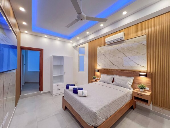 1 habitación, tabla de planchar con plancha, internet y ropa de cama 