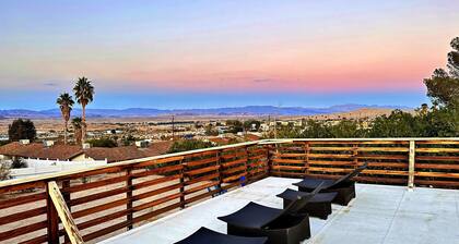 Santorini Haven: View,Stargazing,Pets friendly,BBQ,Large Deck