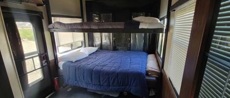 2 bedrooms, free WiFi