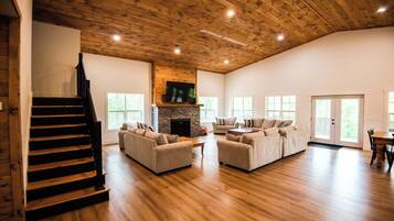 TV connectée, cheminée