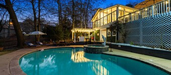 Private Pool, Game Room, Outside Grilling Area  & 20 Minutes to Atl Attractions & $150 in activities