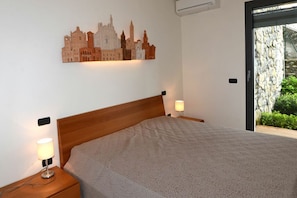 2 bedrooms, travel cot, free WiFi - Appartement Barcarola (Sala Comacina)