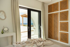 2 bedrooms, desk, free WiFi, bed sheets