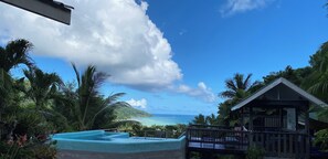 Outdoor pool, open 8:30 AM to 9:30 PM, free cabanas, sun loungers - Stephna Residence (Mahé Island)