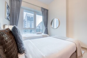 2 chambres, fer et planche à repasser, draps fournis