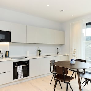 Apartment | 2 bedrooms - The Brondesbury Quarters - Modern 2bdr Flat With Balcony Parking (London)