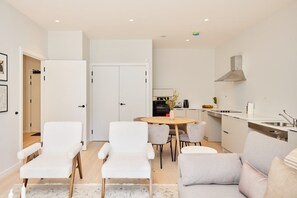 Apartment - The Brondesbury Hideout - Breathtaking 1bdr Flat With Terrace Parking (London)