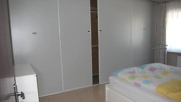 1 chambre, Wi-Fi gratuit, draps fournis