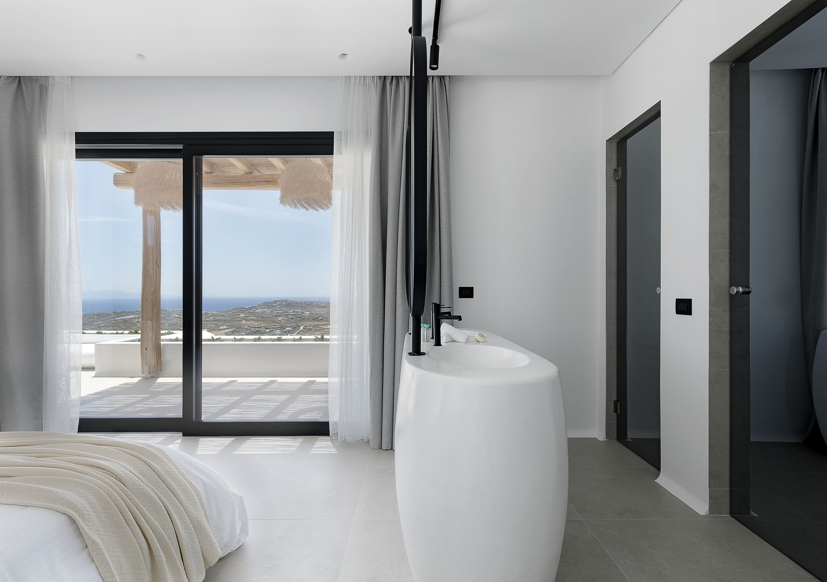 Photo - WhiteArt Suites