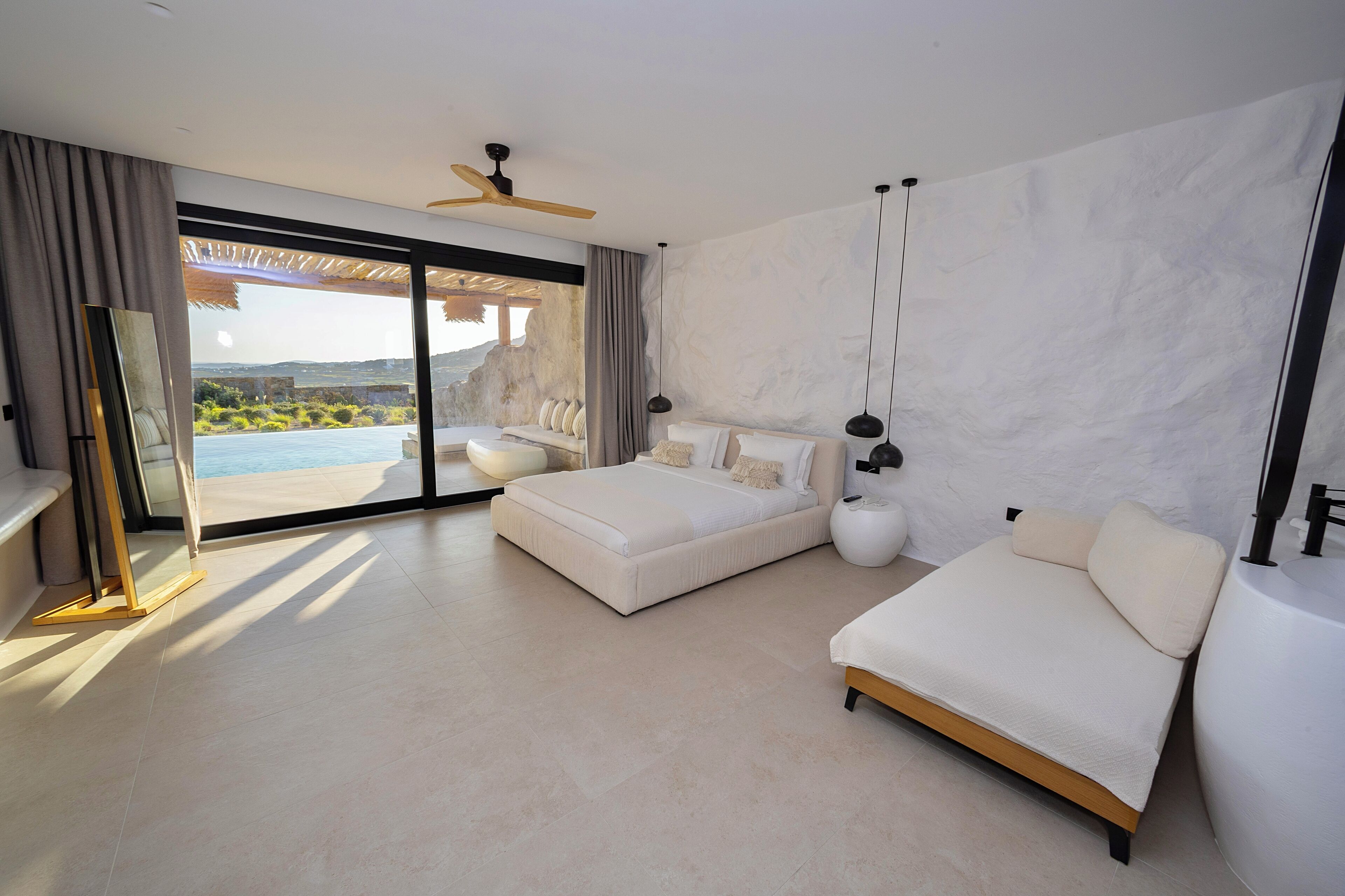 Photo - WhiteArt Suites