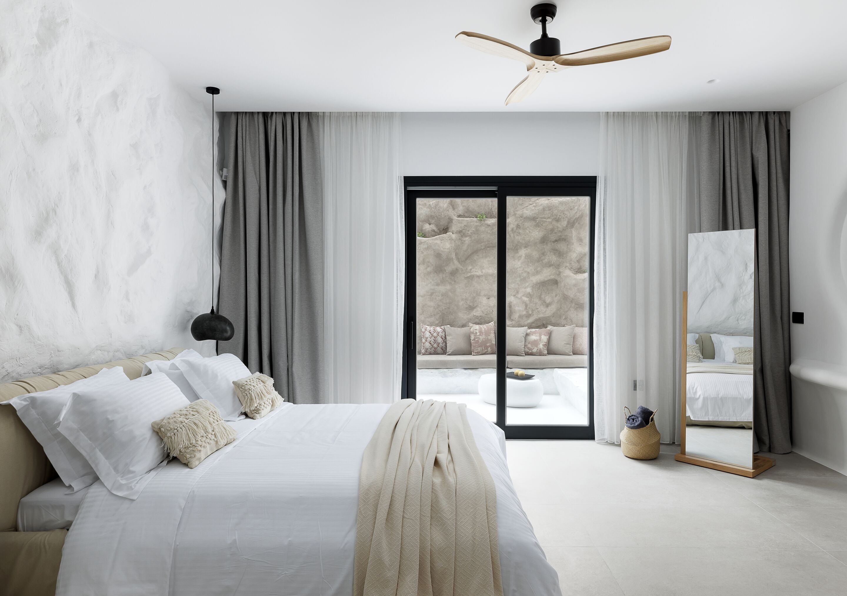 Photo - WhiteArt Suites