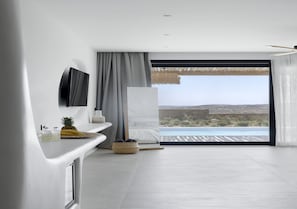 Serenity Suite | Minibar, in-room safe, blackout curtains, soundproofing - WhiteArt Suites (Mykonos)