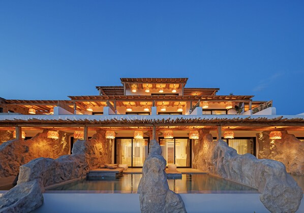 Fachada de la propiedad