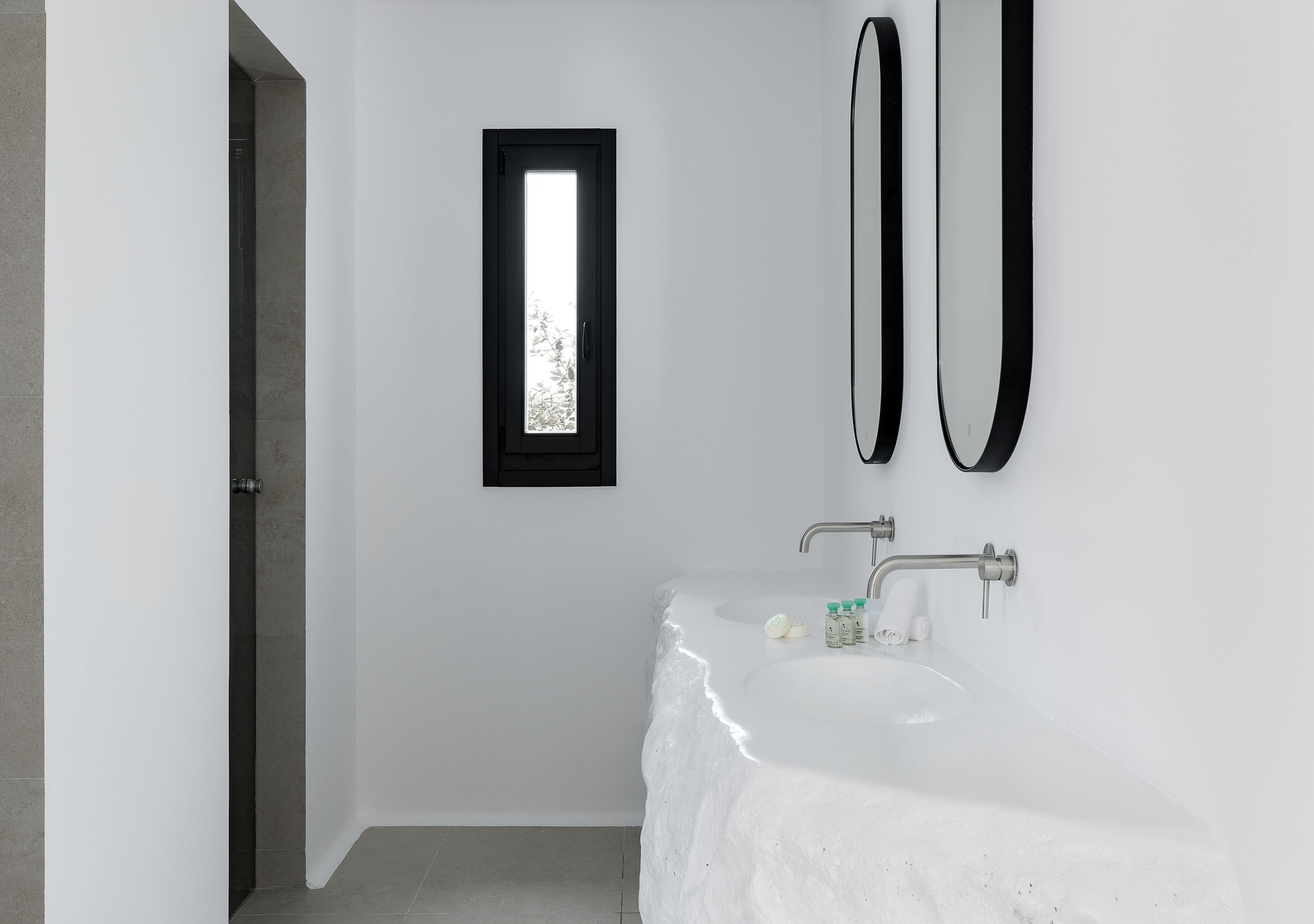 Photo - WhiteArt Suites