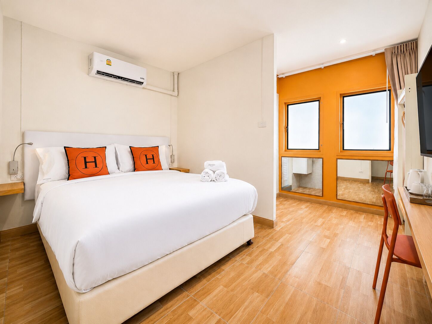 Standard Room | Desk, laptop workspace, free WiFi, bed sheets