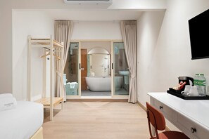 华丽客房, 浴缸 | 办公桌、笔记本电脑工作区、免费 WiFi、床单