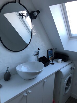 Hair dryer, soap, toilet paper - Appartement La Turballe (La Turballe)