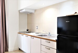 Fridge, microwave, stovetop, dishwasher - Wine Apartments Florence Amarone (Firenze)